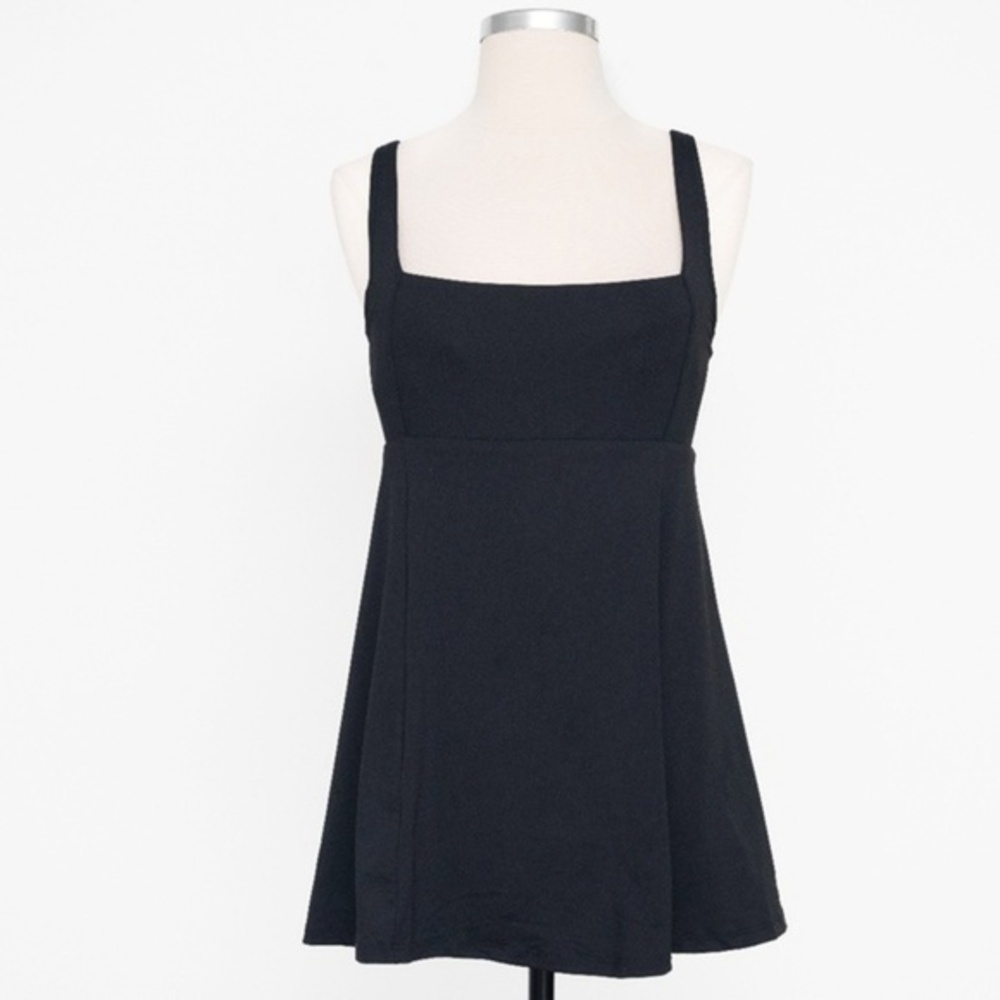 Sea Level Swim. Essentials Square Neck Tummy Control‎ Swim Dress.